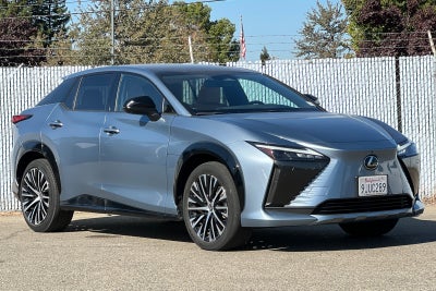 2023 Lexus RZ 450e Luxury