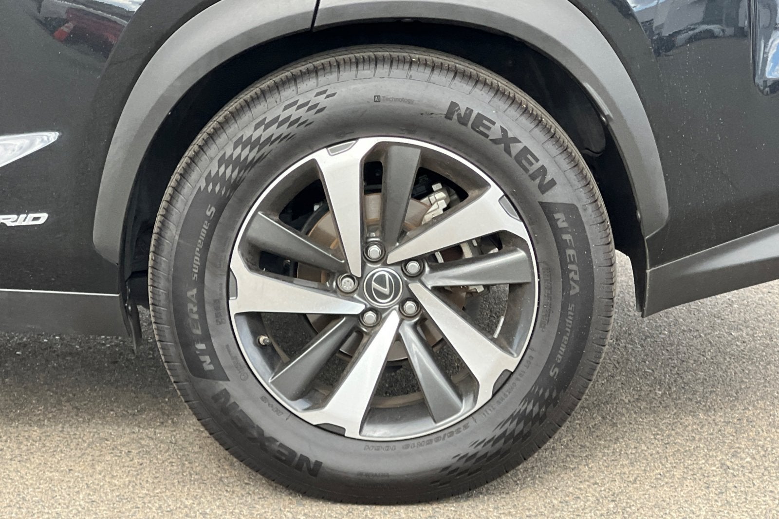 2020 Lexus NX 300h 