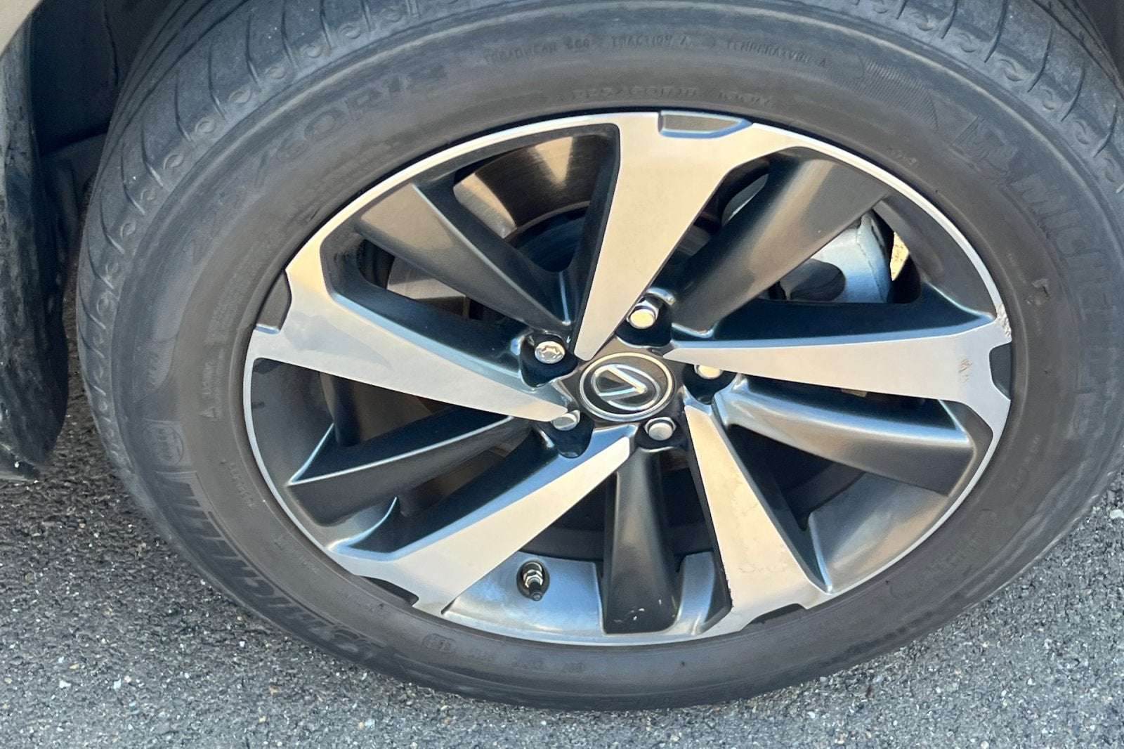 2021 Lexus NX 300h 