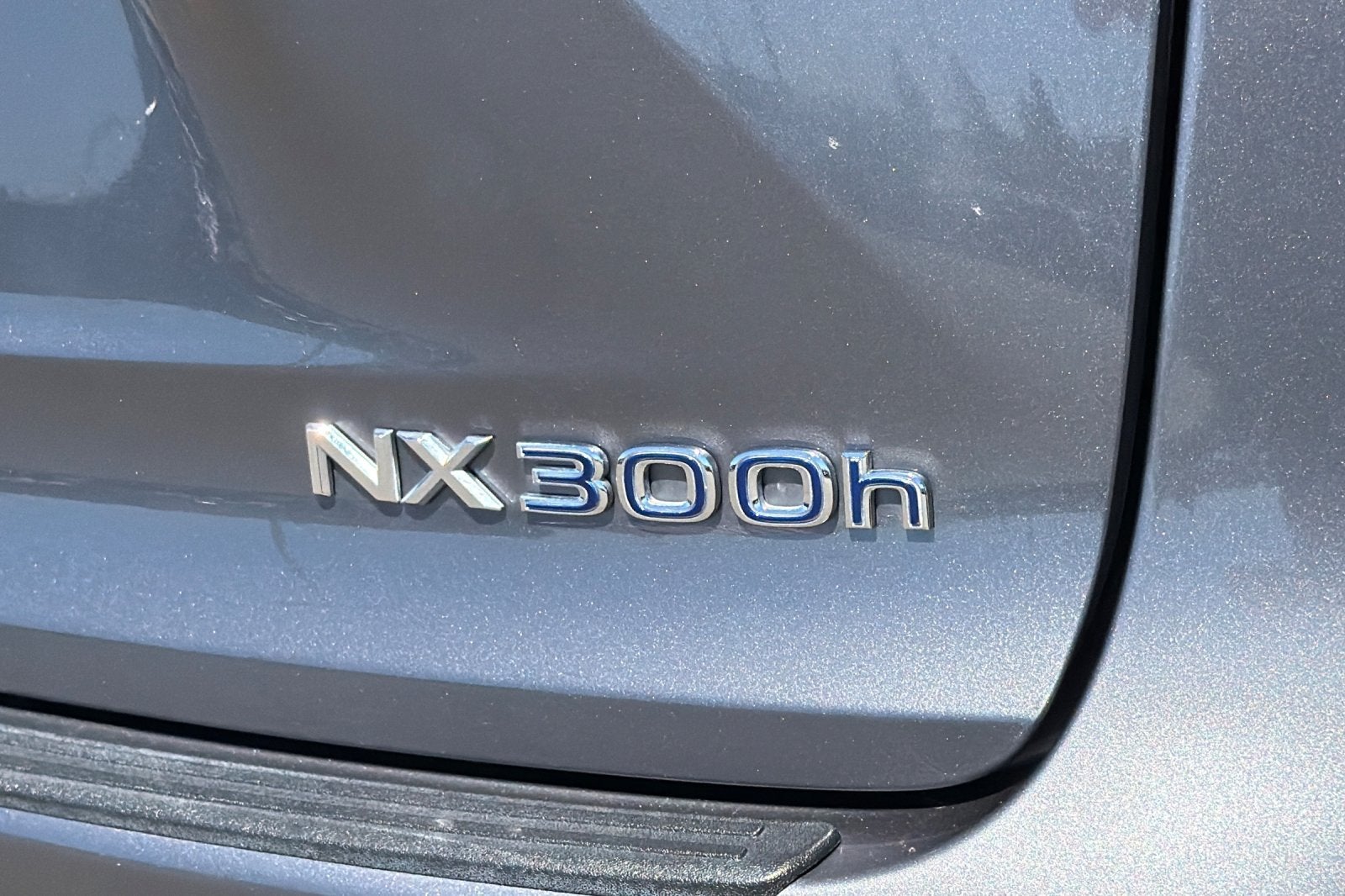 2021 Lexus NX 300h 