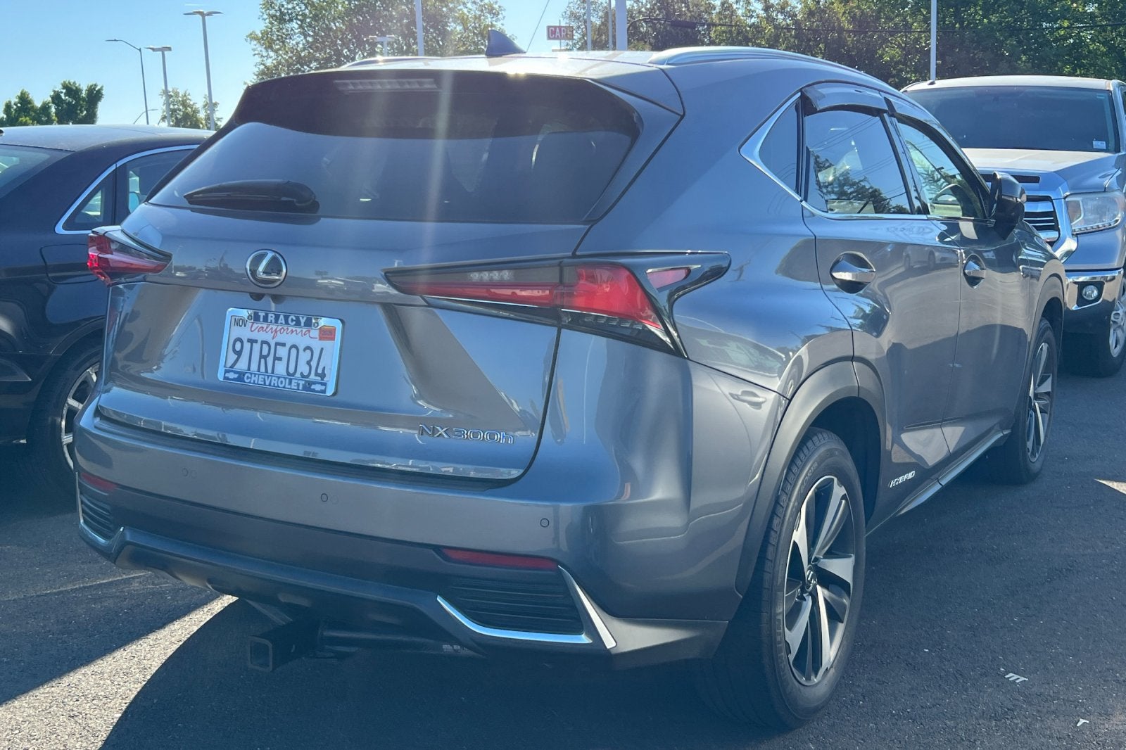 2021 Lexus NX 300h 