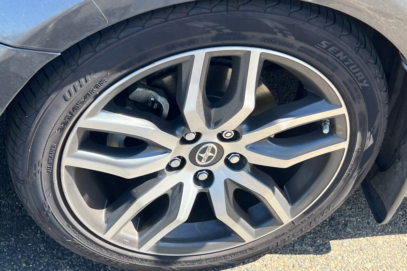2016 Scion tC Base