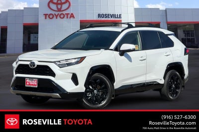 2025 Toyota RAV4 Hybrid SE