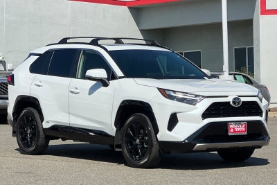 2025 Toyota RAV4 Hybrid SE