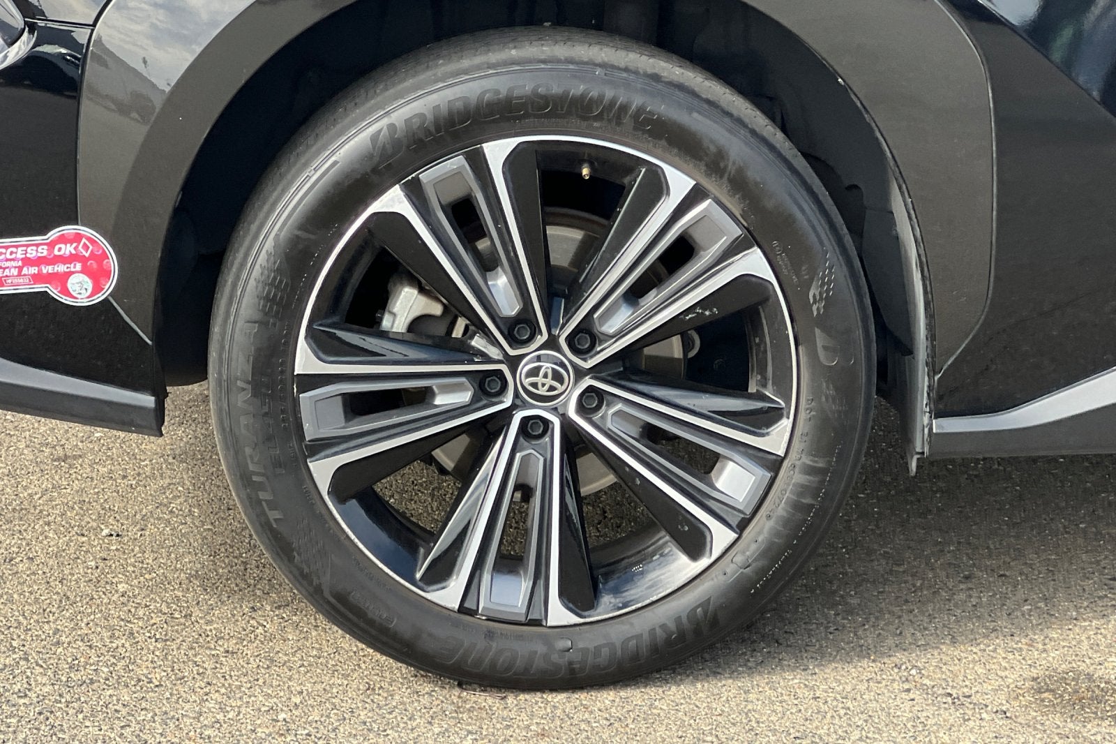 2023 Toyota bZ4X Base