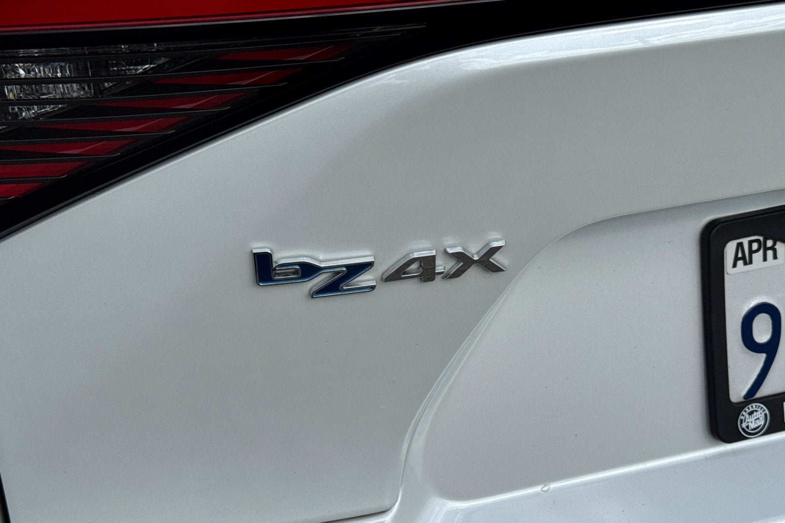 2024 Toyota bZ4X XLE