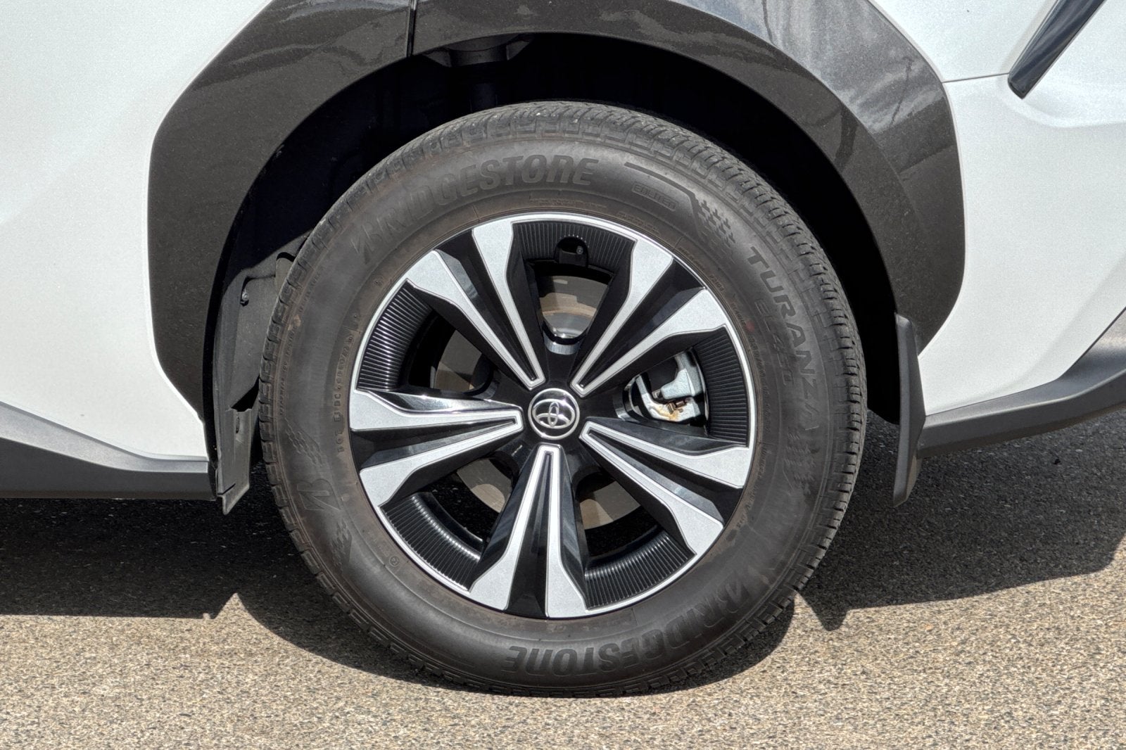 2024 Toyota bZ4X XLE