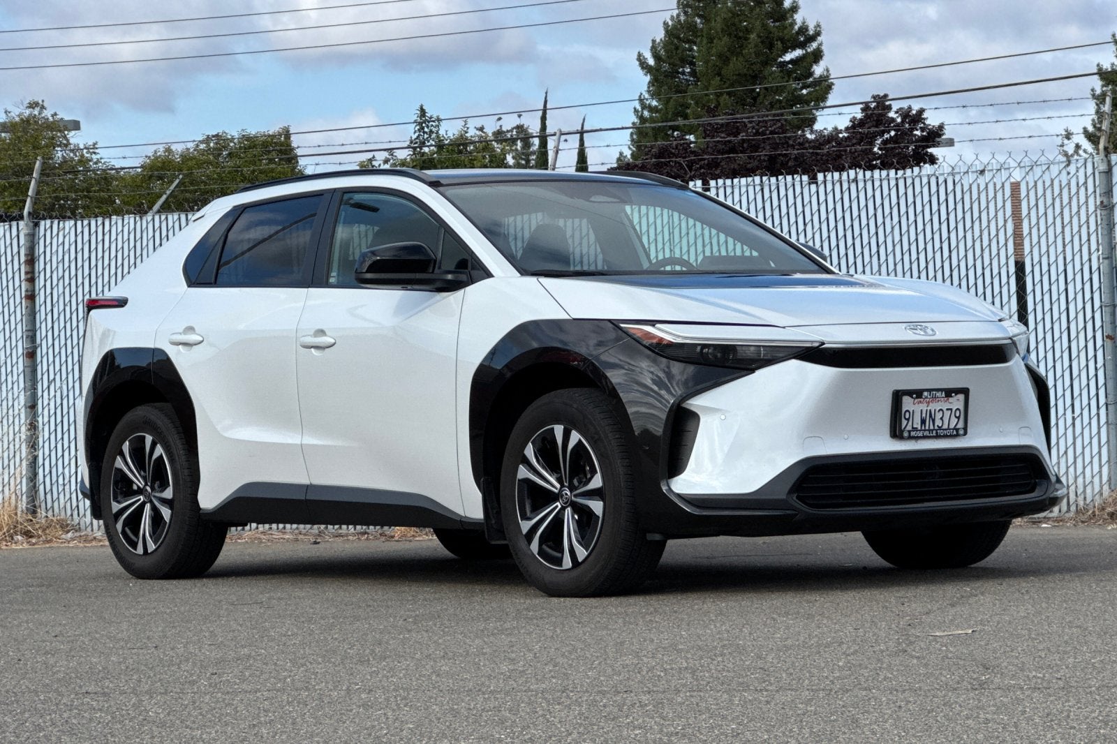 2024 Toyota bZ4X XLE