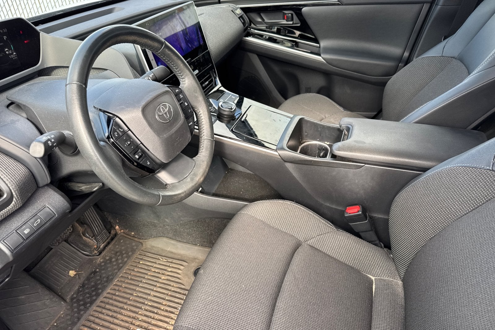 2024 Toyota bZ4X XLE