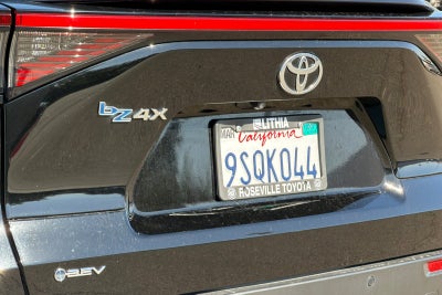 2025 Toyota bZ4X XLE