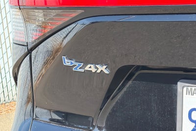 2025 Toyota bZ4X XLE