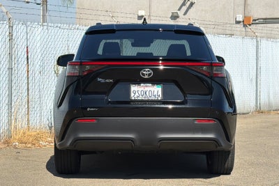 2025 Toyota bZ4X XLE