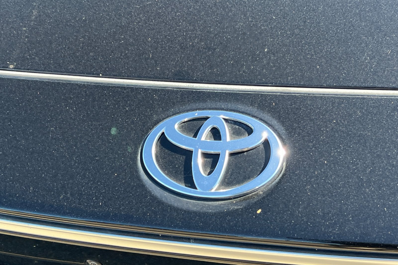 2023 Toyota bZ4X Limited
