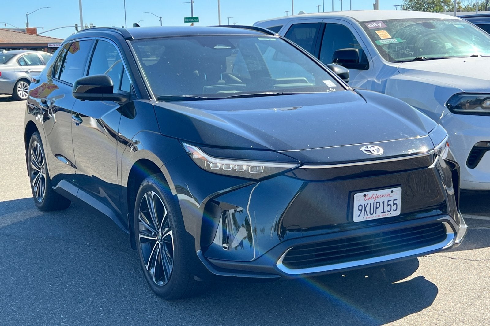 2023 Toyota bZ4X Limited