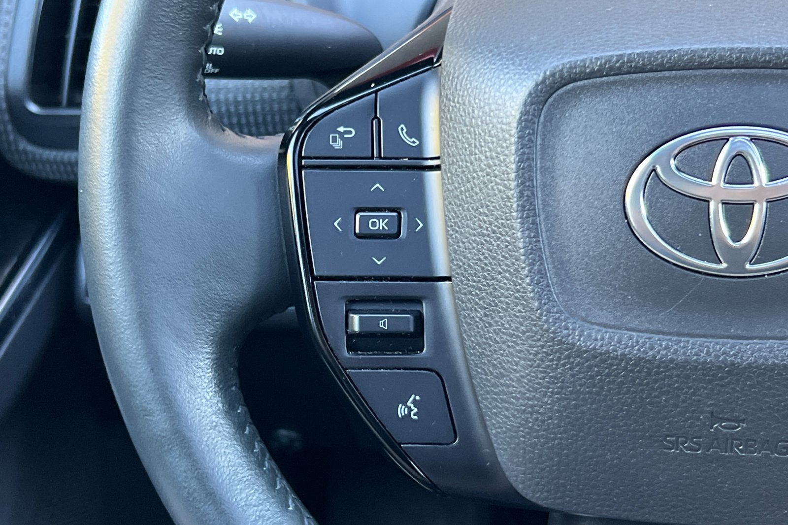 2023 Toyota bZ4X Limited