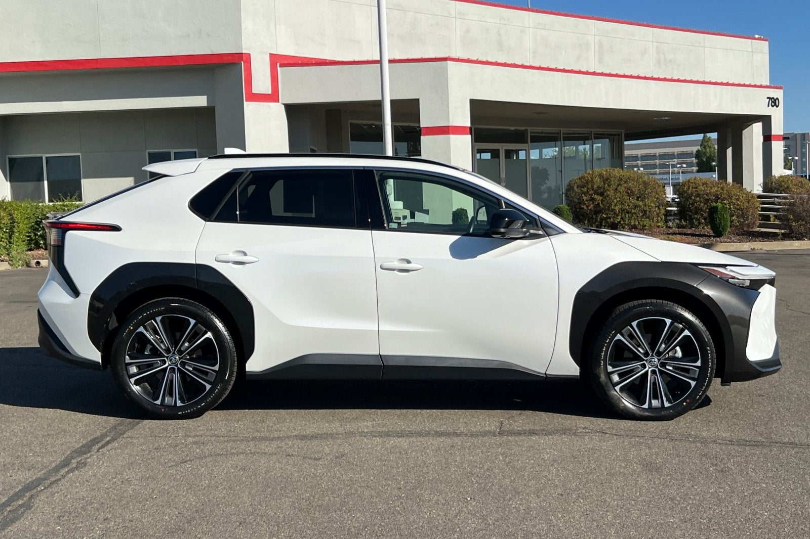 2023 Toyota bZ4X Limited