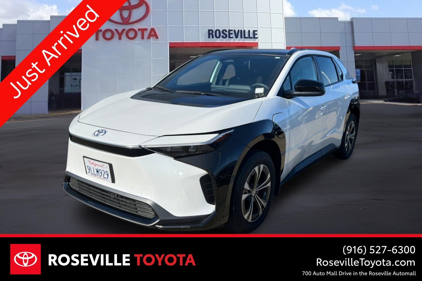 2024 Toyota bZ4X XLE FWD's photo