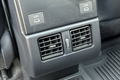 2025 Toyota bZ4X XLE