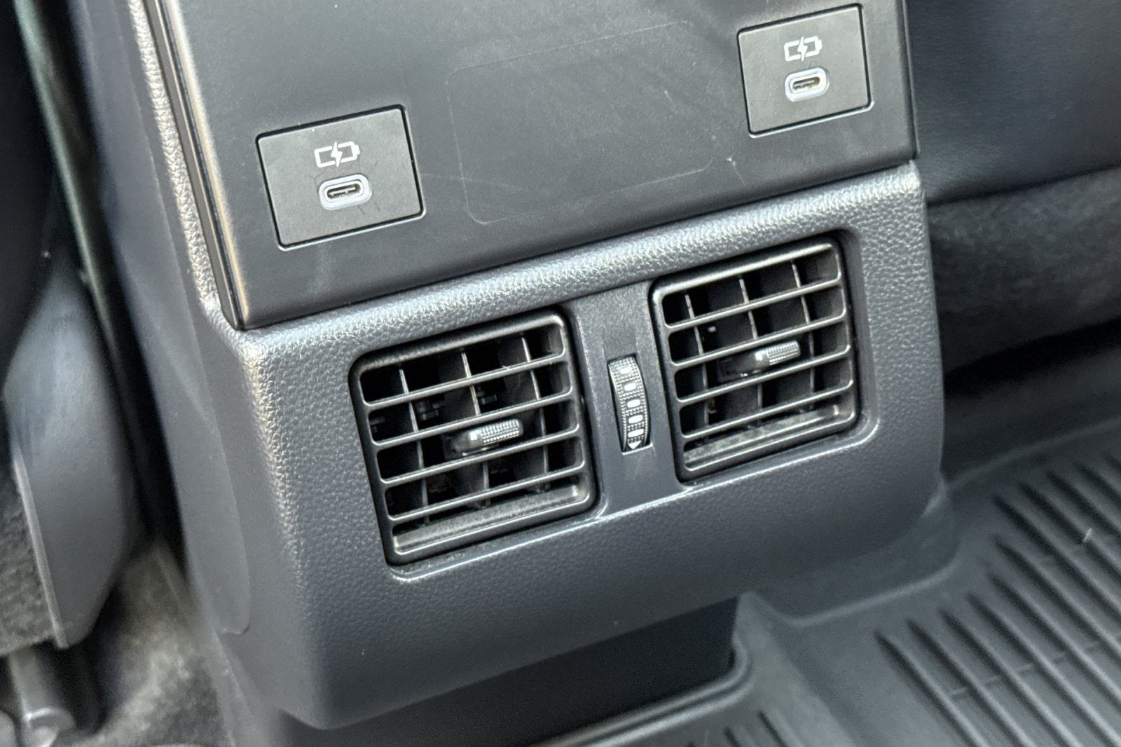 2025 Toyota bZ4X XLE