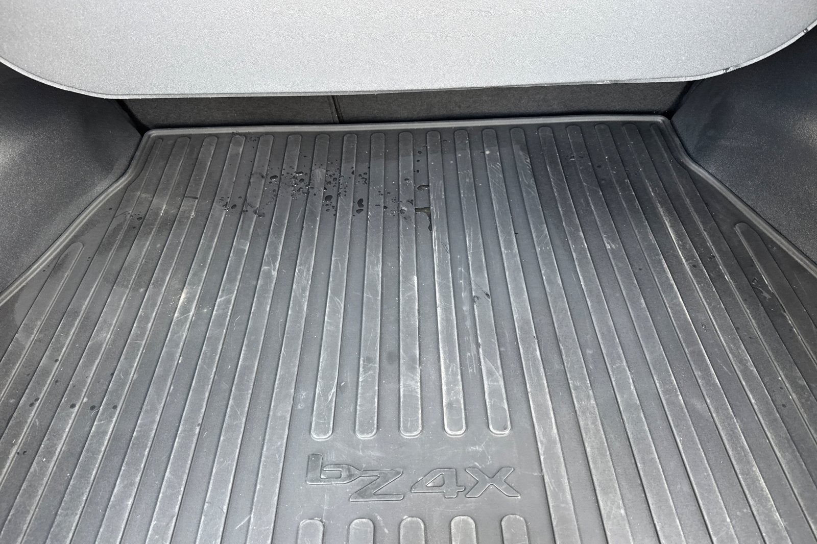 2025 Toyota bZ4X XLE