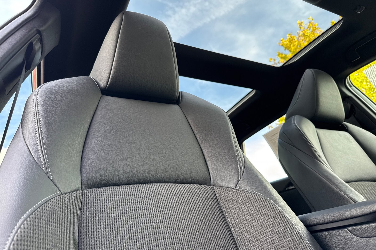 2025 Toyota bZ4X XLE