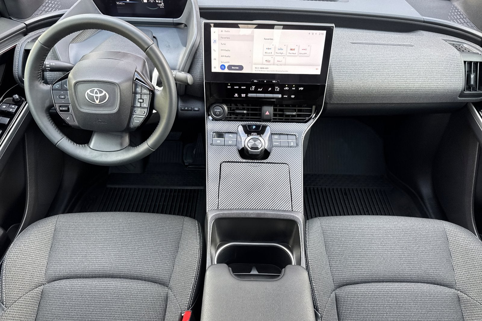 2025 Toyota bZ4X XLE