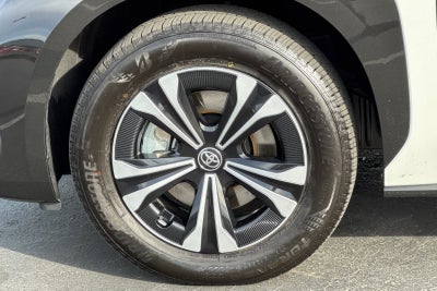 2025 Toyota bZ4X XLE