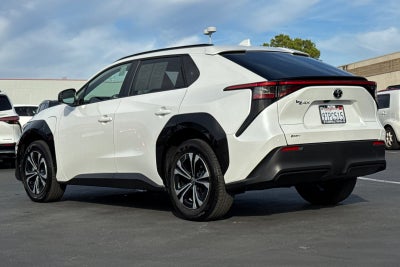 2025 Toyota bZ4X XLE