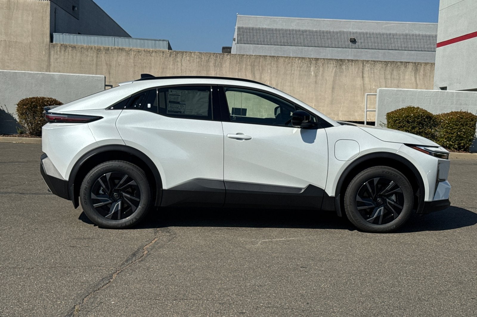 2026 Toyota C-HR SE