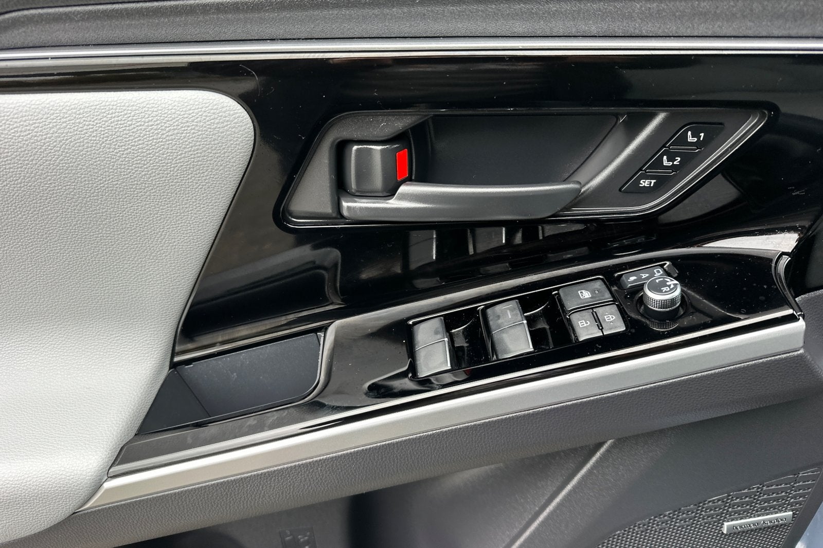 2024 Subaru Solterra Limited