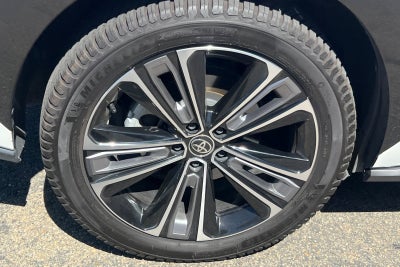2023 Toyota bZ4X Limited