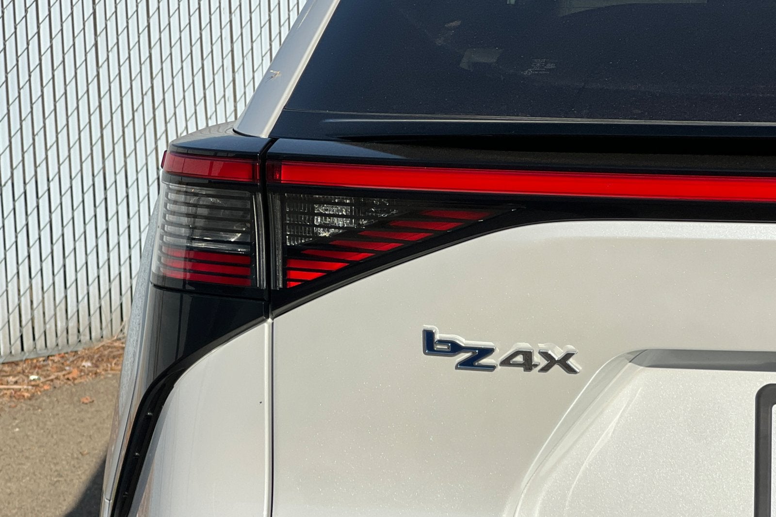 2023 Toyota bZ4X Limited