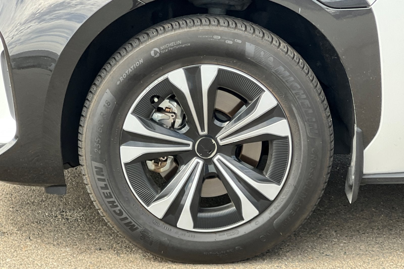 2023 Toyota bZ4X XLE