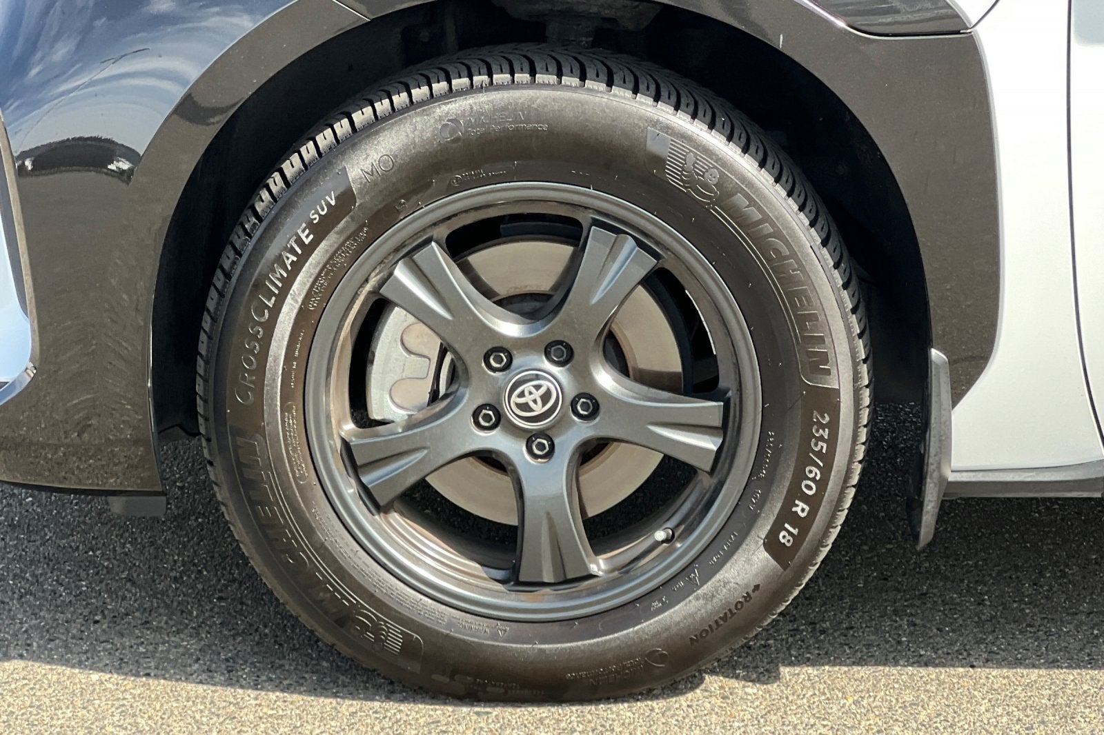 2023 Toyota bZ4X XLE