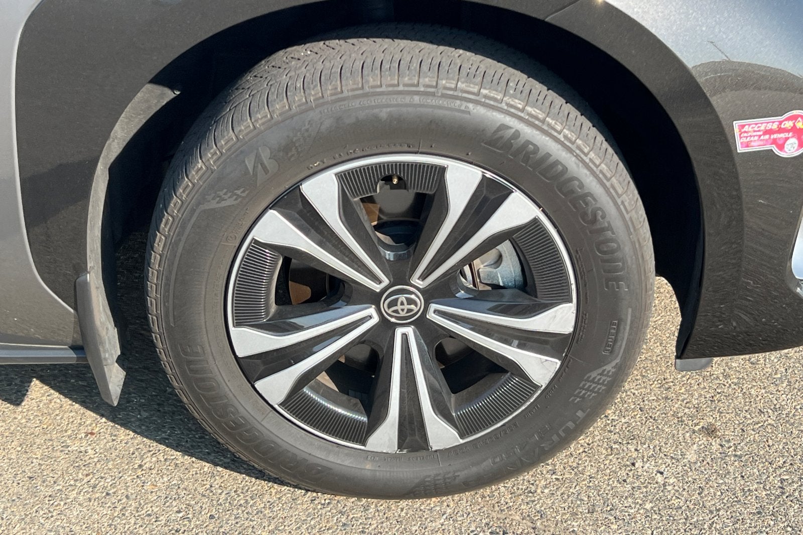 2023 Toyota bZ4X XLE