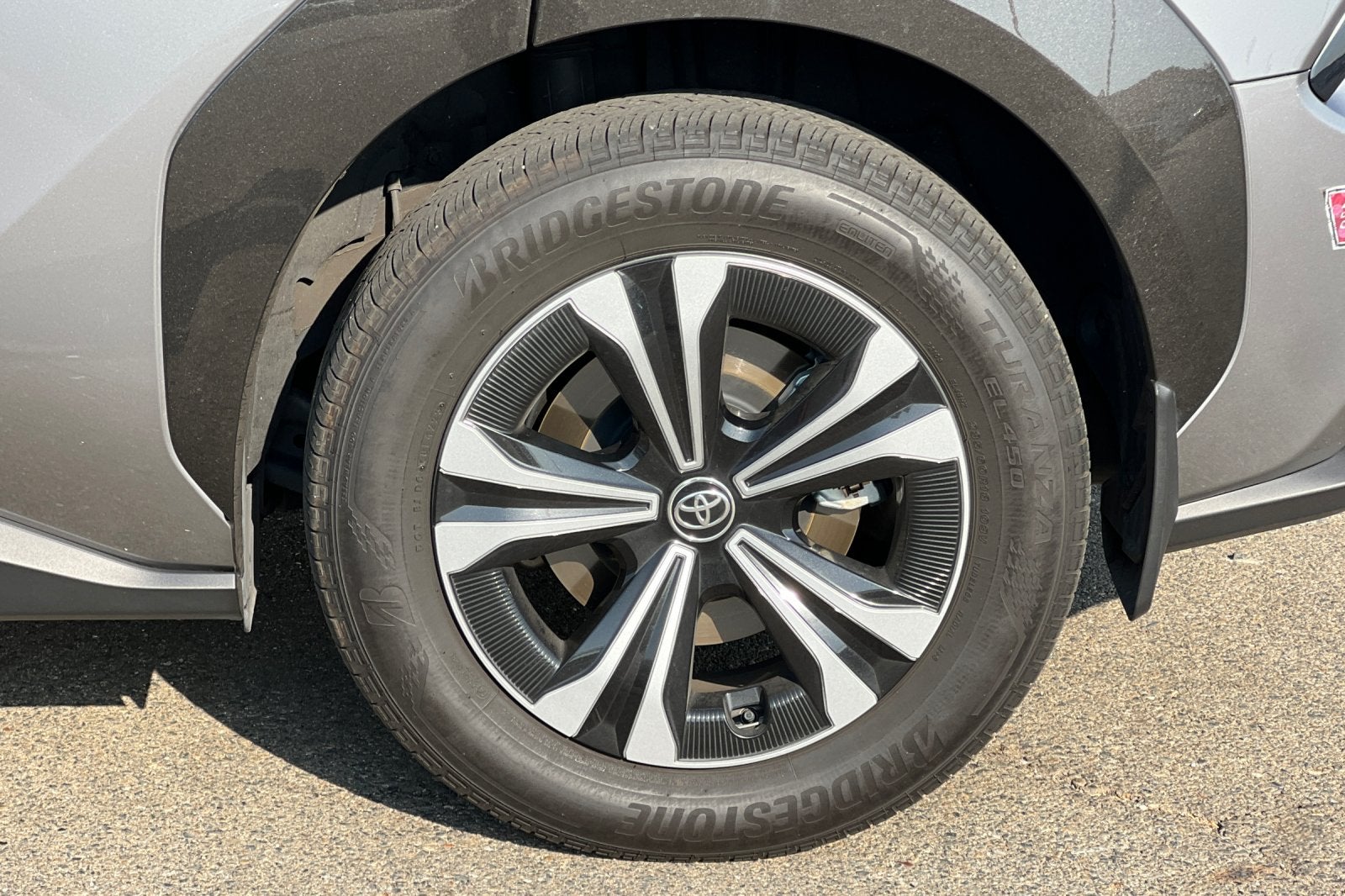 2023 Toyota bZ4X XLE