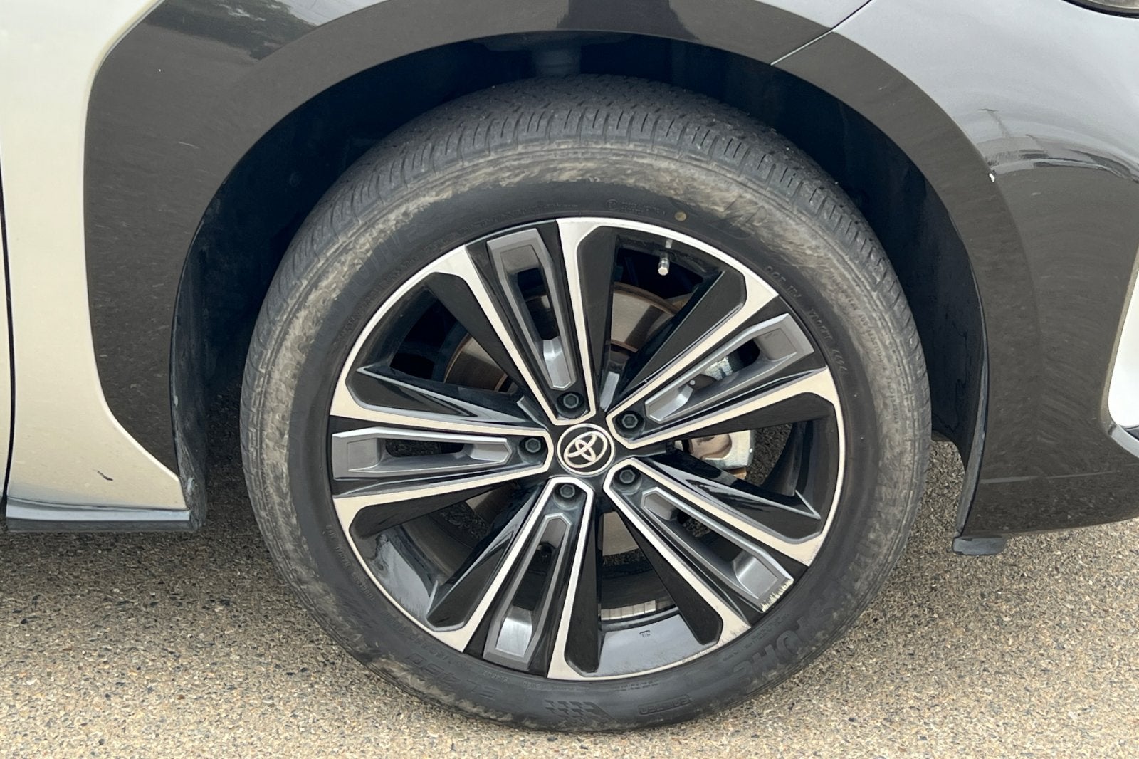 2023 Toyota bZ4X Limited