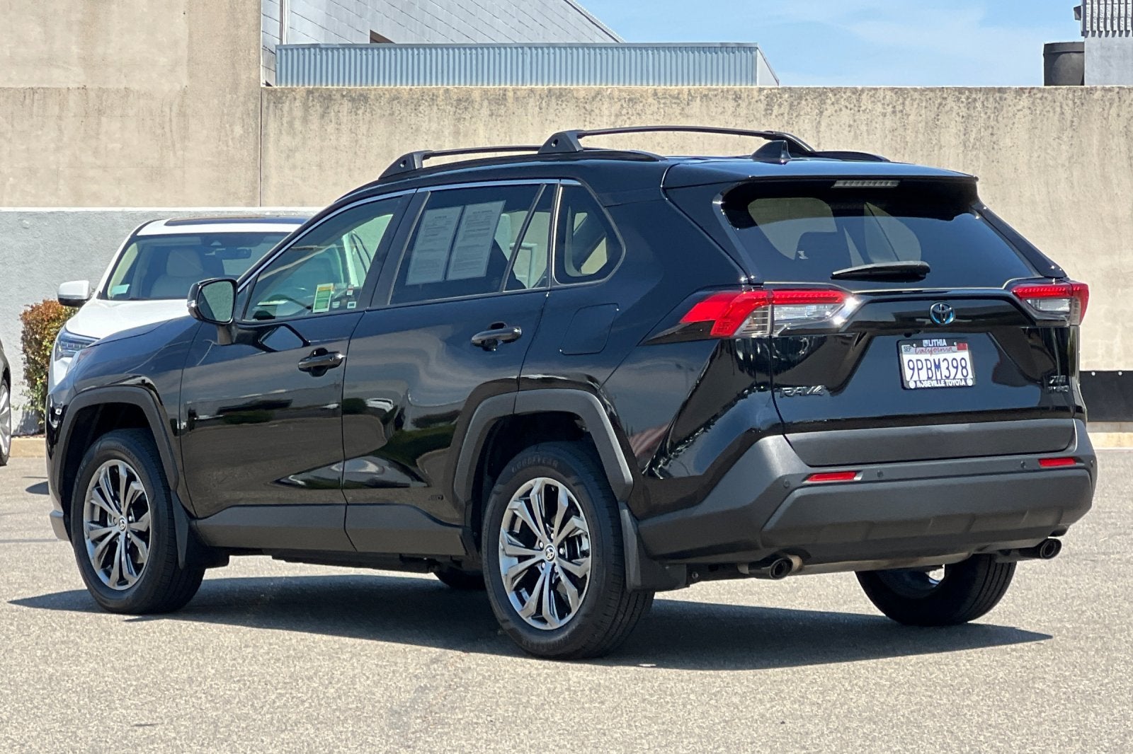 2024 Toyota RAV4 Hybrid XLE Premium