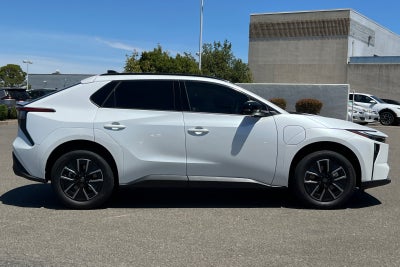 2026 Toyota bZ XLE Plus