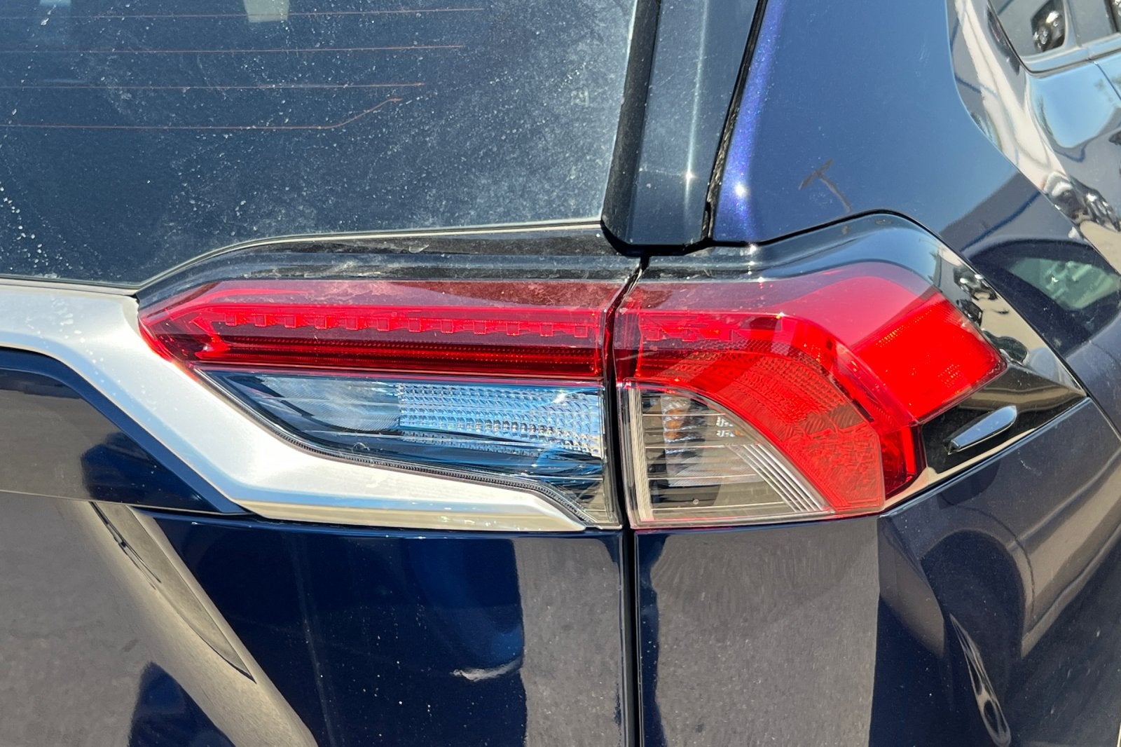 2019 Toyota RAV4 Hybrid XSE