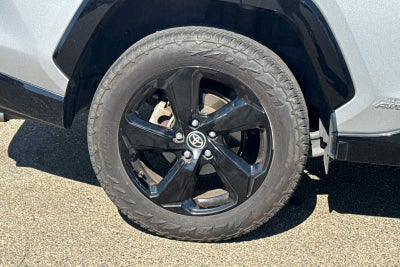 2020 Toyota RAV4 Hybrid XSE