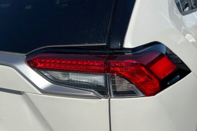 2019 Toyota RAV4 Hybrid XSE