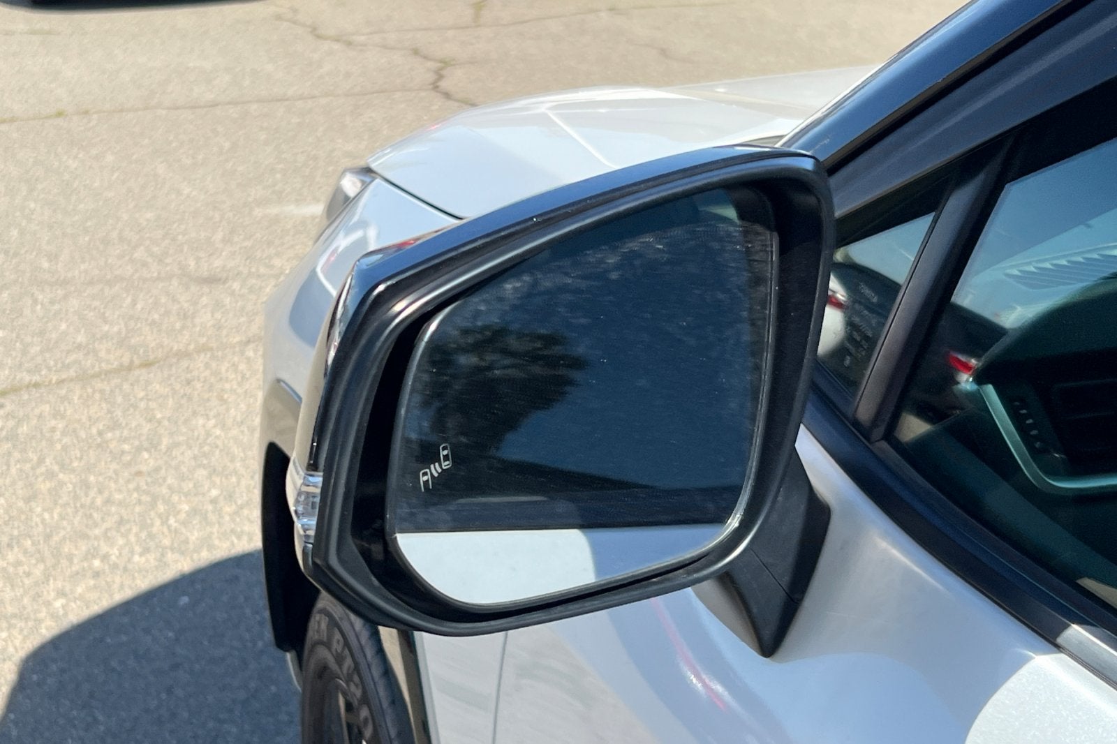 2019 Toyota RAV4 Hybrid XSE