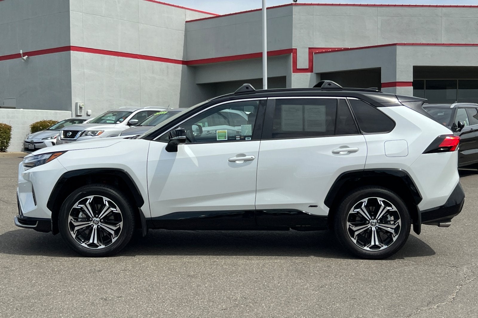 2025 Toyota RAV4 Plug-In Hybrid XSE