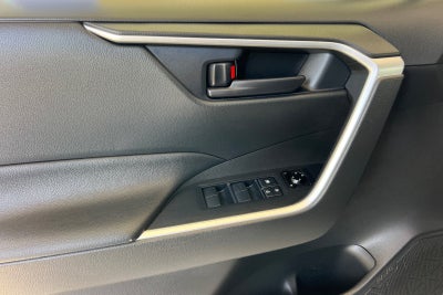 2020 Toyota RAV4 Hybrid LE