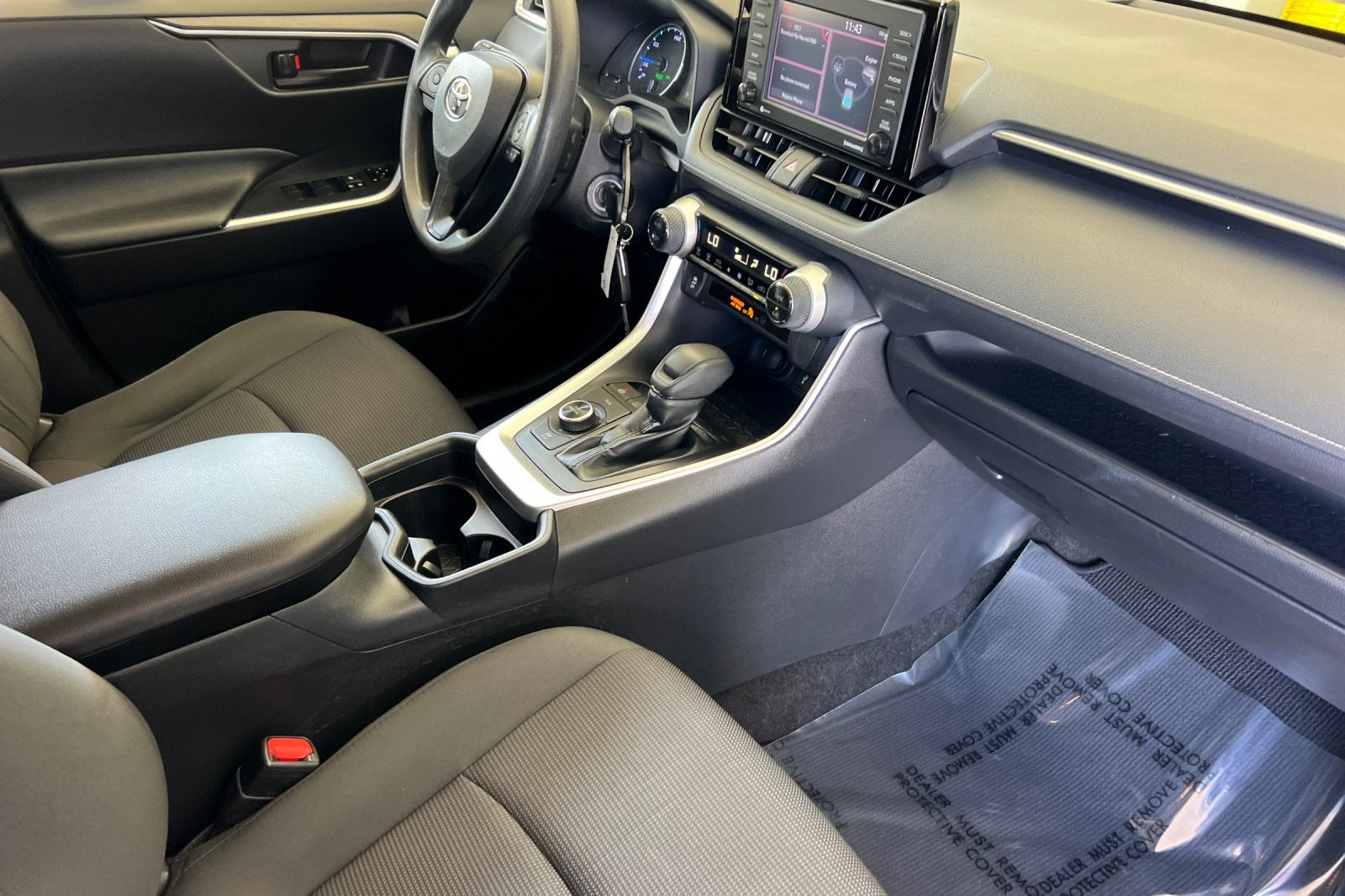 2020 Toyota RAV4 Hybrid LE