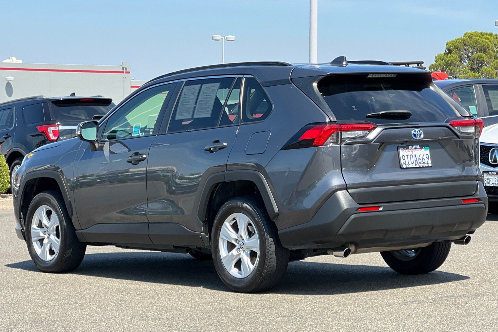 2020 Toyota RAV4 Hybrid LE
