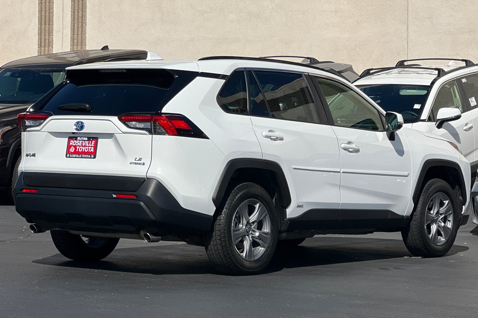 2022 Toyota RAV4 Hybrid LE