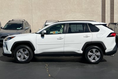 2022 Toyota RAV4 Hybrid LE