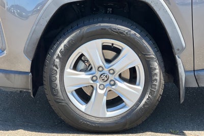 2020 Toyota RAV4 Hybrid LE